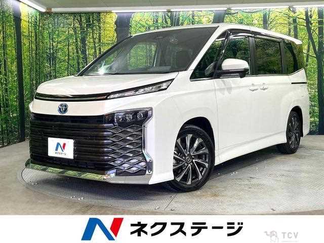 2023 Toyota Voxy
