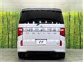2019 Mitsubishi Delica D5
