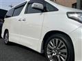 2013 Toyota Alphard G