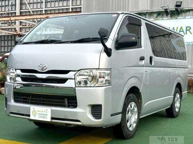2015 Toyota Regiusace Van