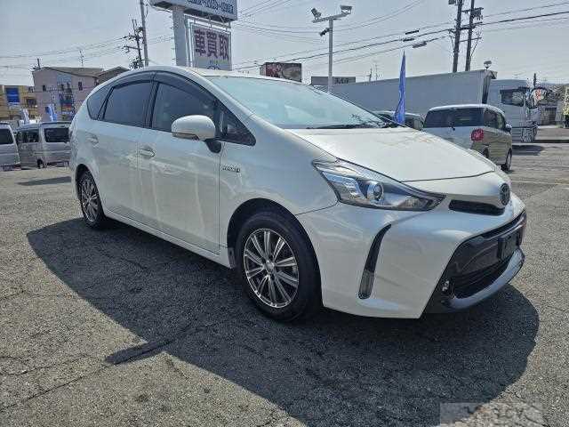 2017 Toyota PRIUS α