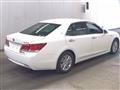 2013 Toyota Crown Hybrid