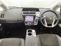 2015 Toyota PRIUS α