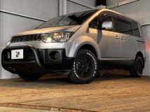 2016 Mitsubishi Delica D5