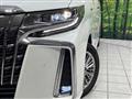 2020 Toyota Alphard Hybrid