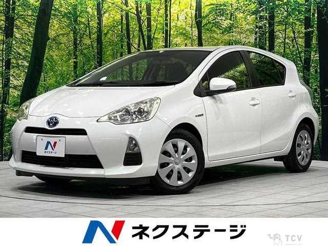 2013 Toyota AQUA