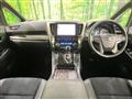 2022 Toyota Alphard Hybrid