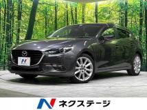 2017 Mazda Axela
