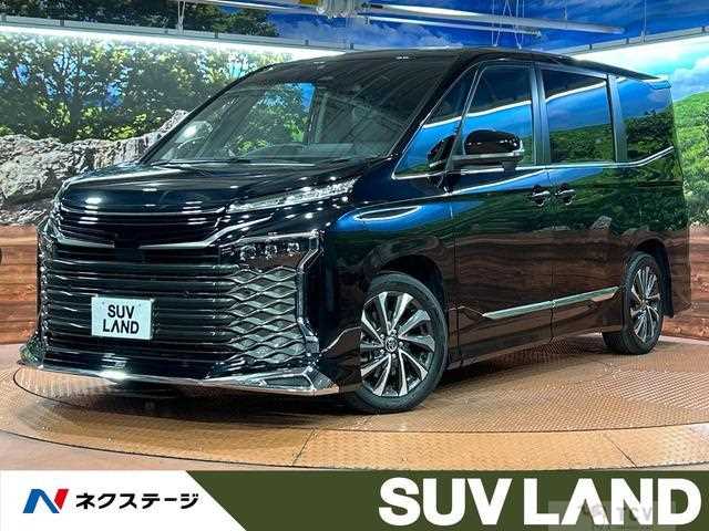 2023 Toyota Voxy