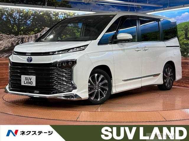 2022 Toyota Voxy