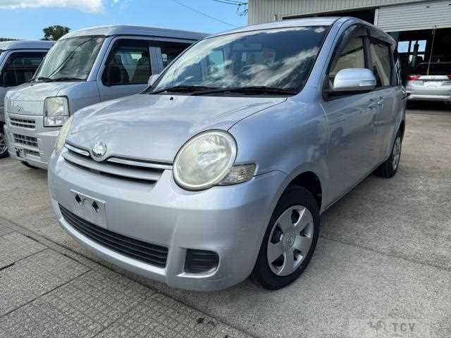 2013 Toyota Sienta