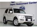 2015 Mitsubishi Pajero