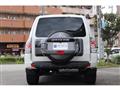 2015 Mitsubishi Pajero
