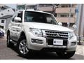 2015 Mitsubishi Pajero