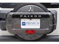 2015 Mitsubishi Pajero