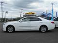 2015 Toyota Crown Hybrid