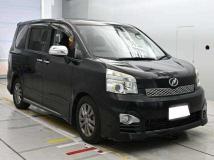 2013 Toyota Voxy