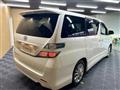 2009 Toyota Vellfire
