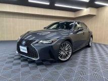 2021 Lexus IS