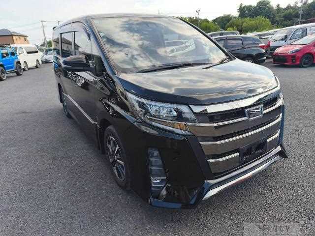 2017 Toyota Noah