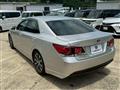 2017 Toyota Crown Hybrid