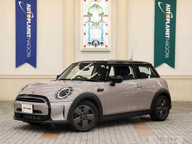 2022 BMW MINI