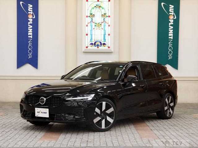 2025 Volvo V60