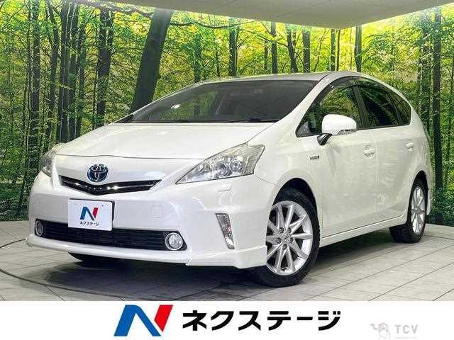 2013 Toyota PRIUS α
