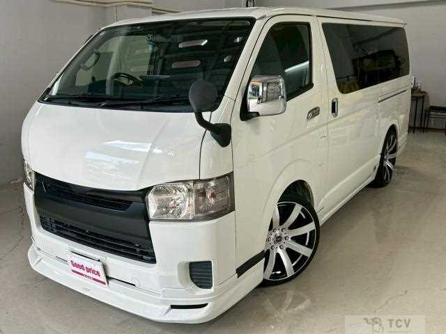 2015 Toyota Hiace Van