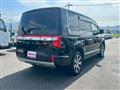 2019 Mitsubishi Delica D5