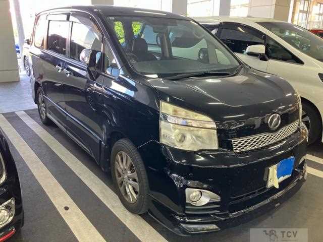 2013 Toyota Voxy