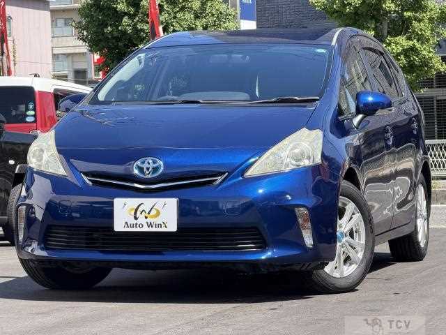 2012 Toyota PRIUS α