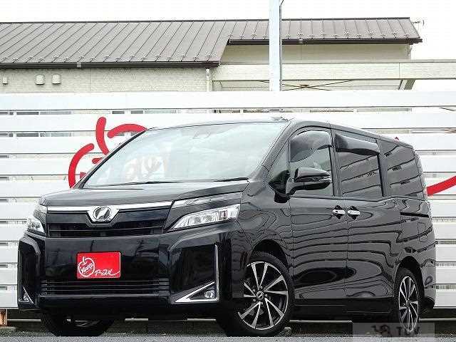 2017 Toyota Voxy