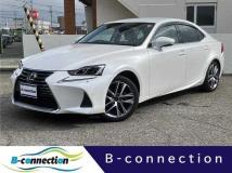 2017 Lexus IS