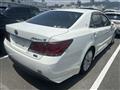 2015 Toyota Crown Hybrid