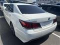 2015 Toyota Crown Hybrid