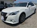 2013 Toyota Crown Hybrid