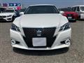 2013 Toyota Crown Hybrid