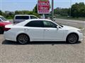 2013 Toyota Crown Hybrid
