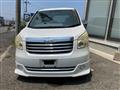 2010 Toyota Noah