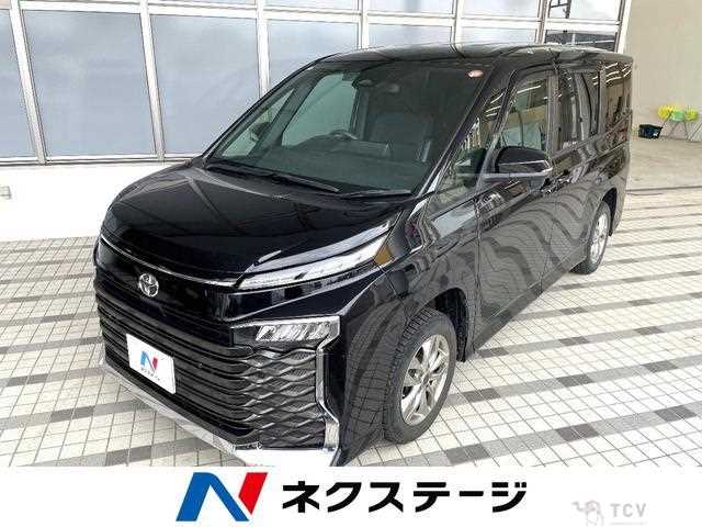 2022 Toyota Voxy