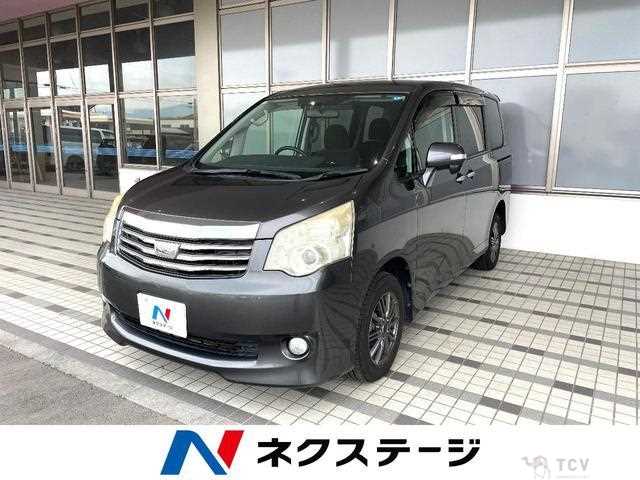 2011 Toyota Noah