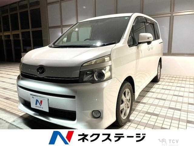 2011 Toyota Voxy
