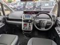 2013 Toyota Voxy