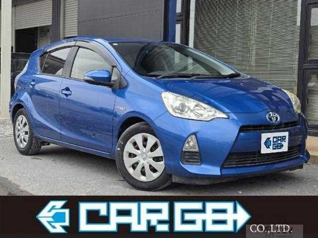 2013 Toyota AQUA