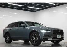 2021 Volvo V90