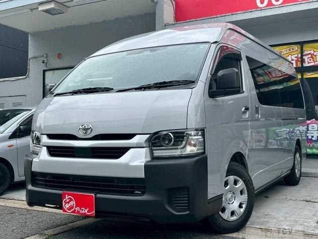 2026 Toyota Hiace Commuter