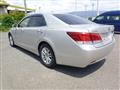 2015 Toyota Crown Hybrid