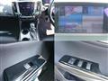 2019 Toyota Crown Hybrid