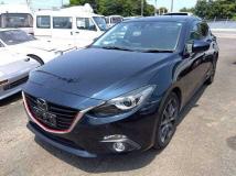 2015 Mazda Axela